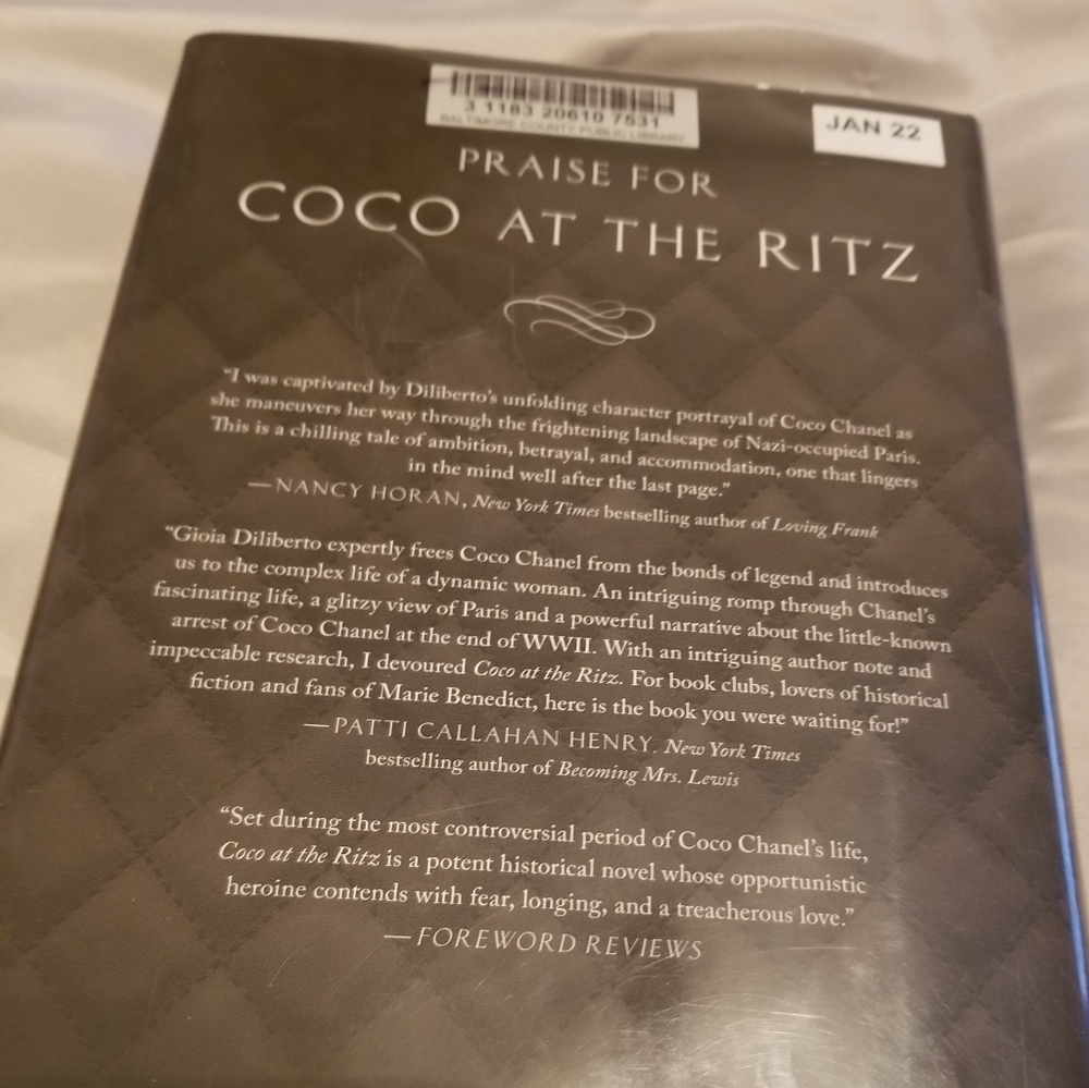 Coco at the Ritz - Picture 3 of 4